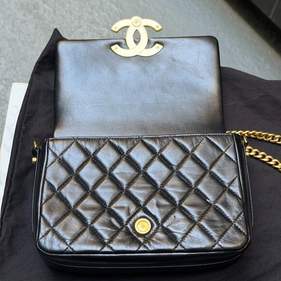 Rare Chanel 23P Mini Flap Black Calfskin Distressed Gold Cruise 2023 Microchip - Picture 5 of 16